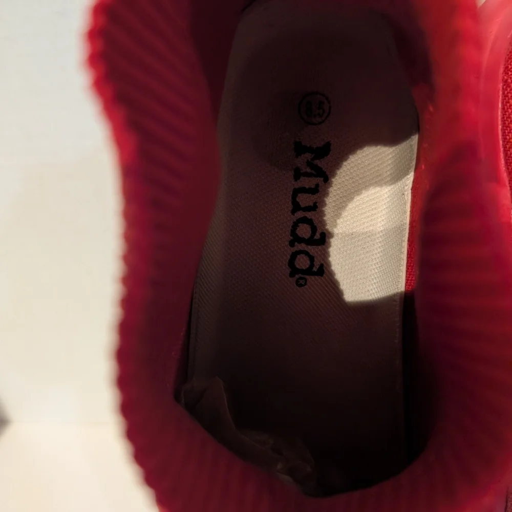 Mudd Red Sock-Style‎ Sneakers with Knit Upper Sz. 8.5